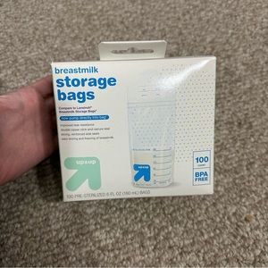 Breast Milk Storage‎ Bags 100ct NIB